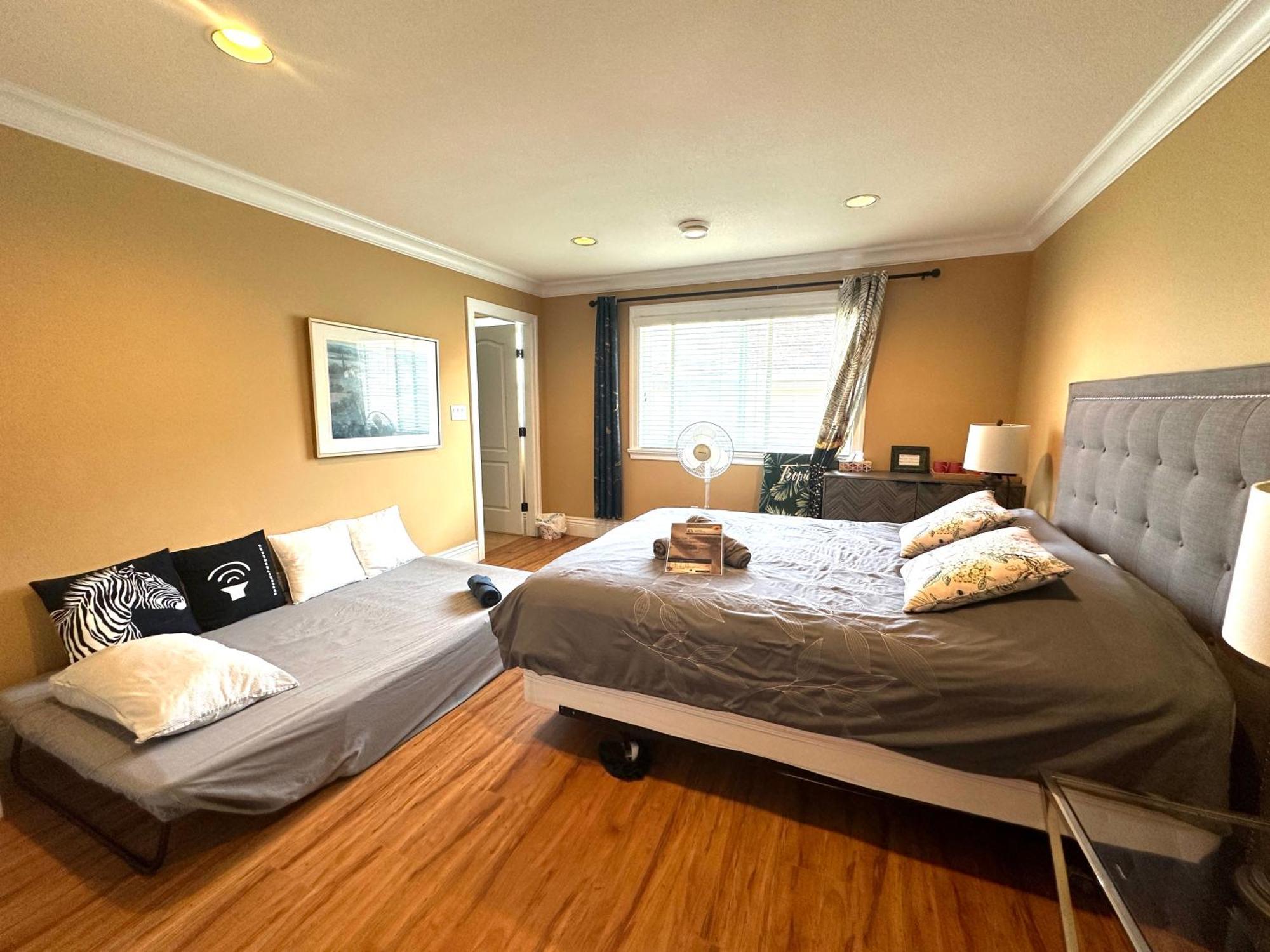 Vancouver Luxury Homestay Richmond Exteriér fotografie